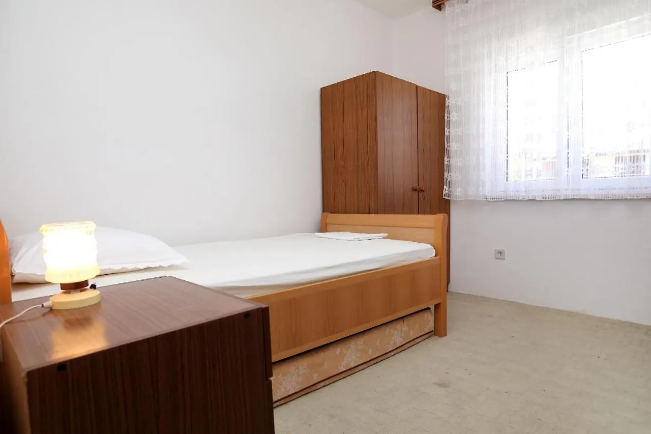 Guest house Apartman Knezo Hotel Trogir