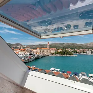 Providenca Trogir