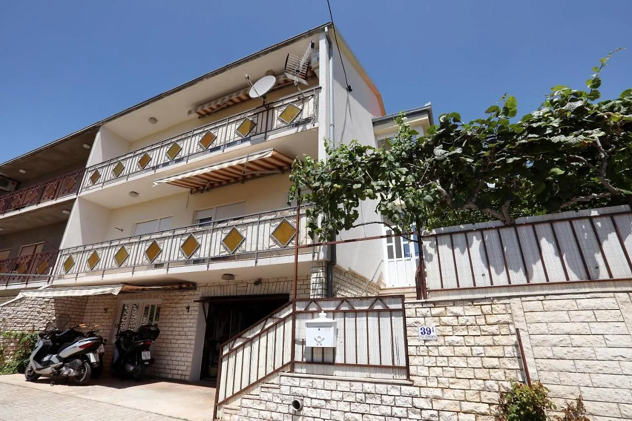 Apartman Knezo Hotel Trogir 0*,  Croatia