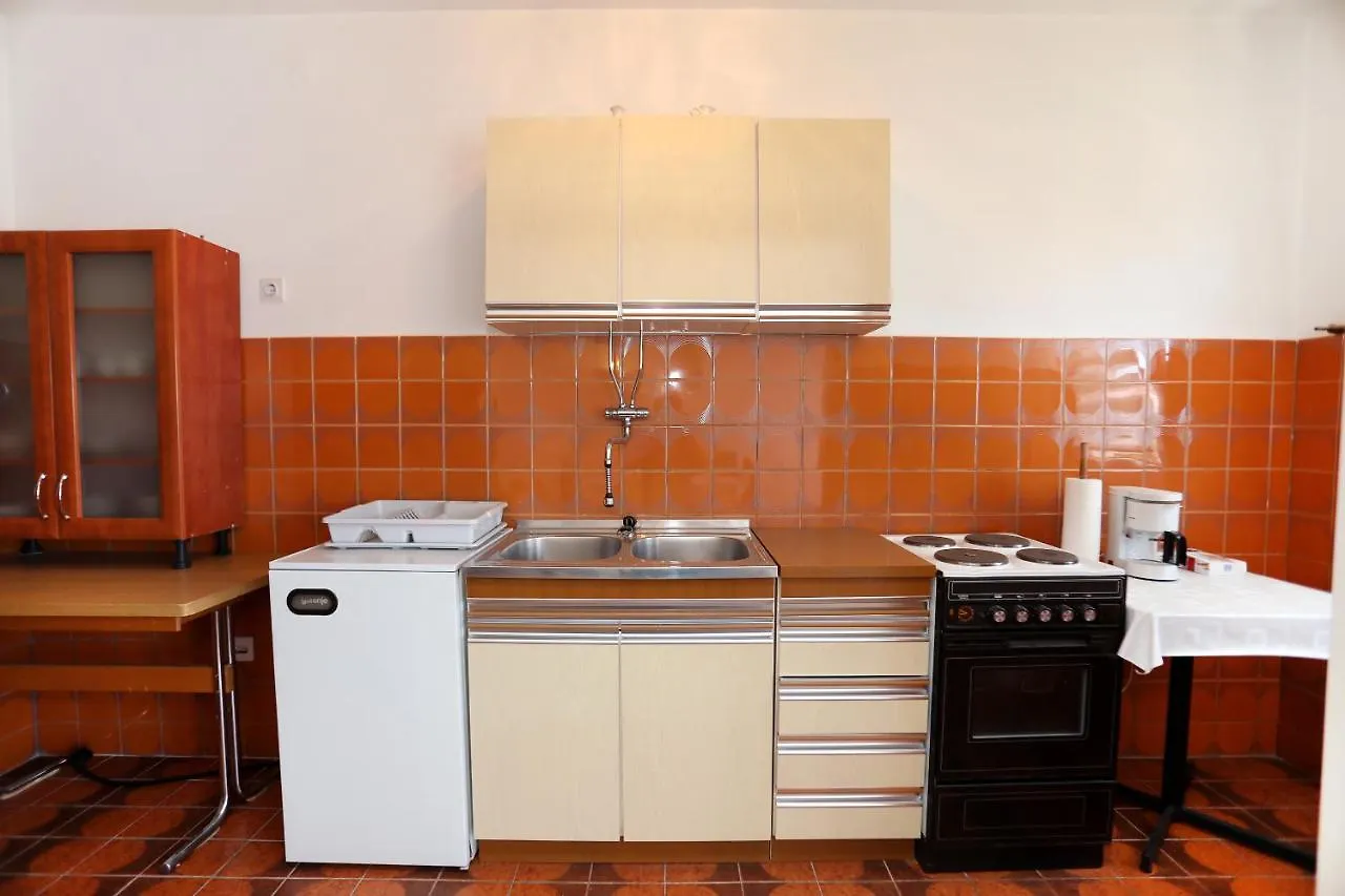 Guest house Apartman Knezo Hotel Trogir